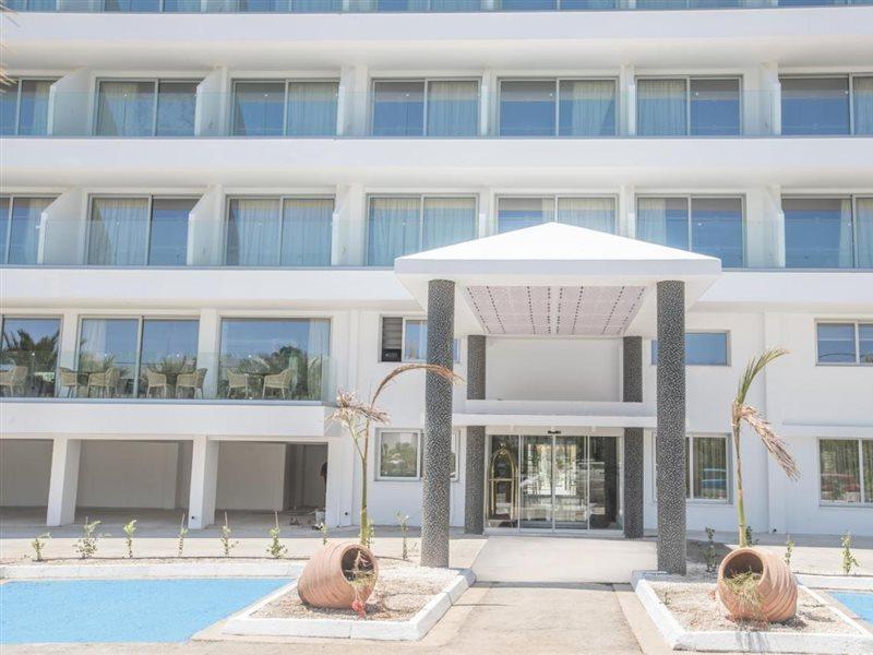 פרוטאראס Bohemian Gardens Hotel מראה חיצוני תמונה
