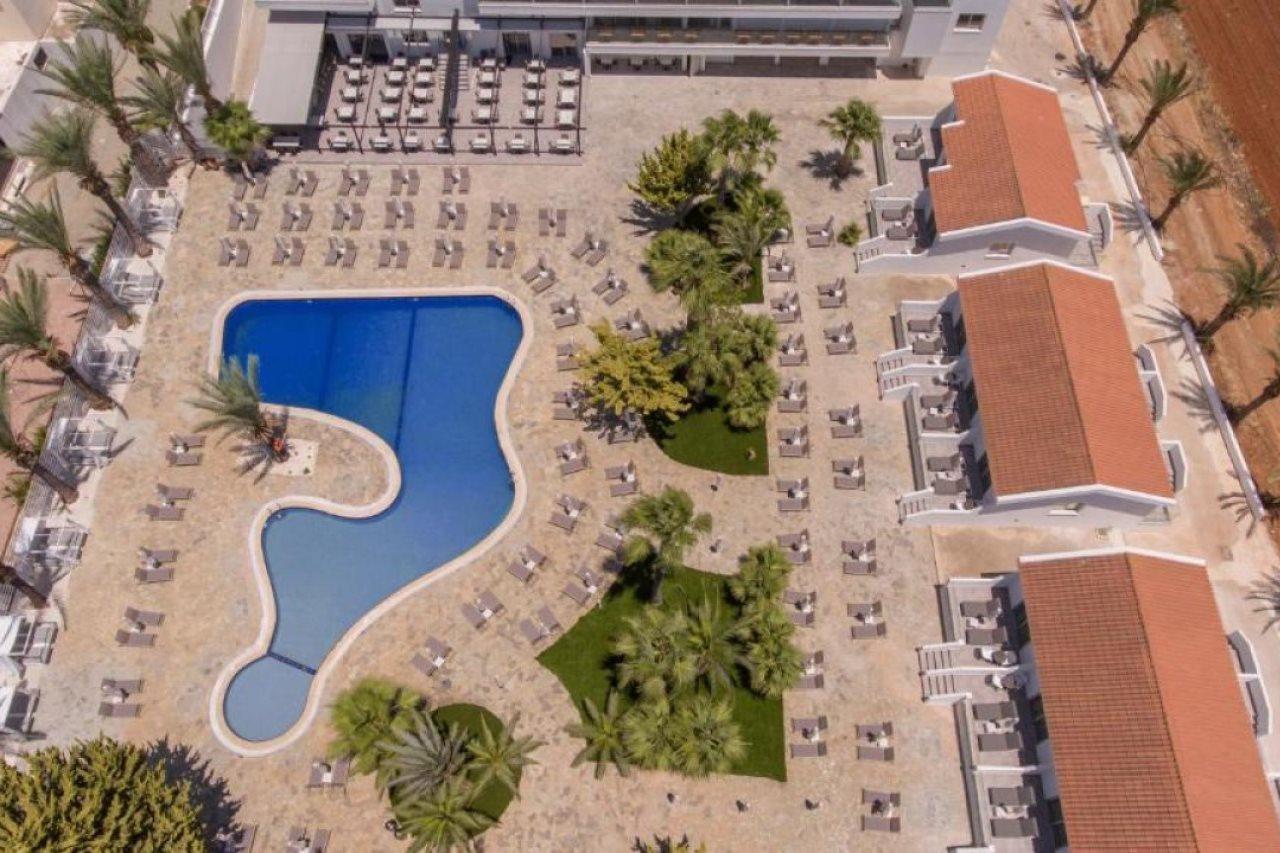 פרוטאראס Bohemian Gardens Hotel מראה חיצוני תמונה