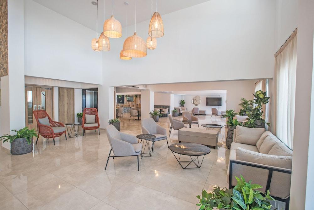 פרוטאראס Bohemian Gardens Hotel מראה חיצוני תמונה