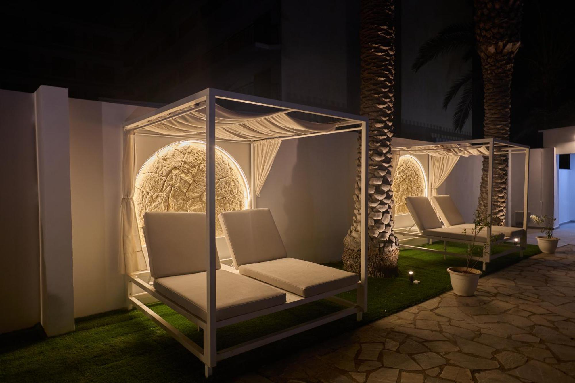 פרוטאראס Bohemian Gardens Hotel מראה חיצוני תמונה